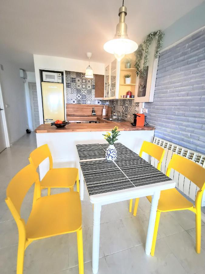Happy Beachfront Apartment 阿尔啼 外观 照片